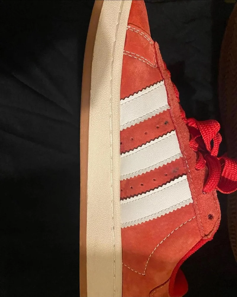 adidas Sneakers