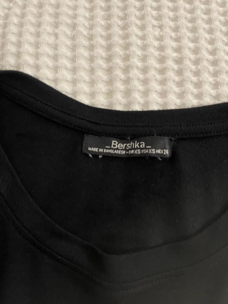 Bershka T-shirts, size XS / 34 / 6, photo 3