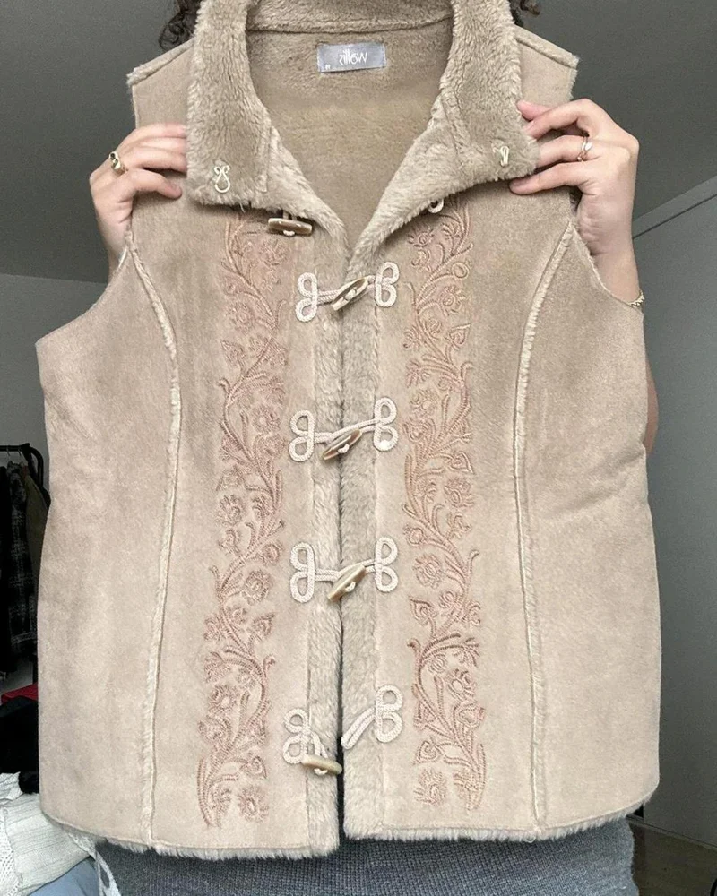 Wallis Vests, size Other, photo 4
