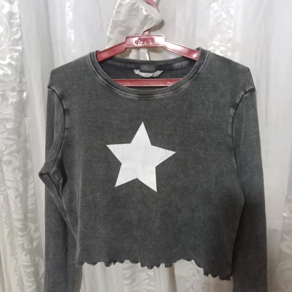 Local Crop Tops
