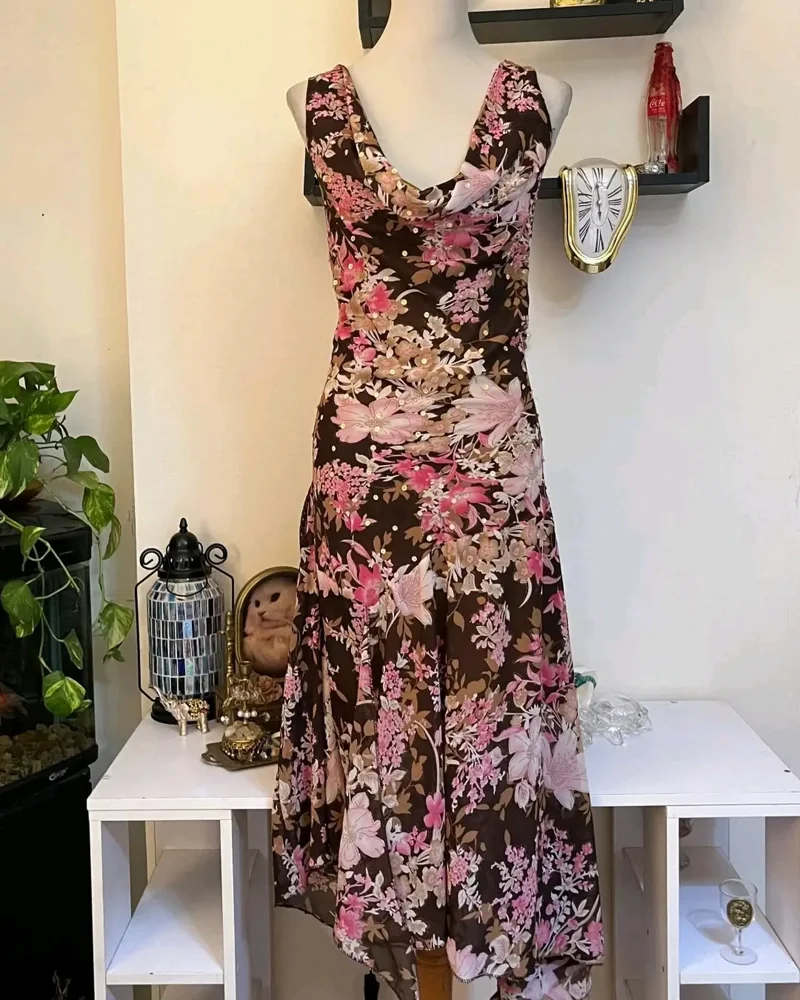 Midi Dresses