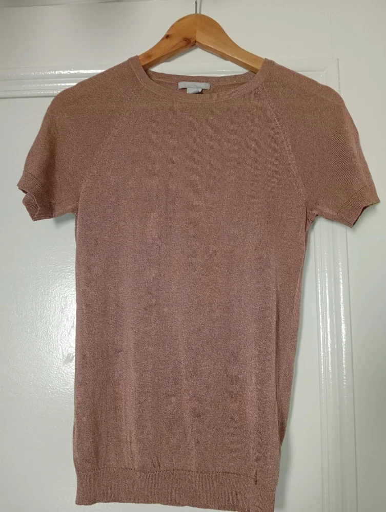 H&M T-shirts