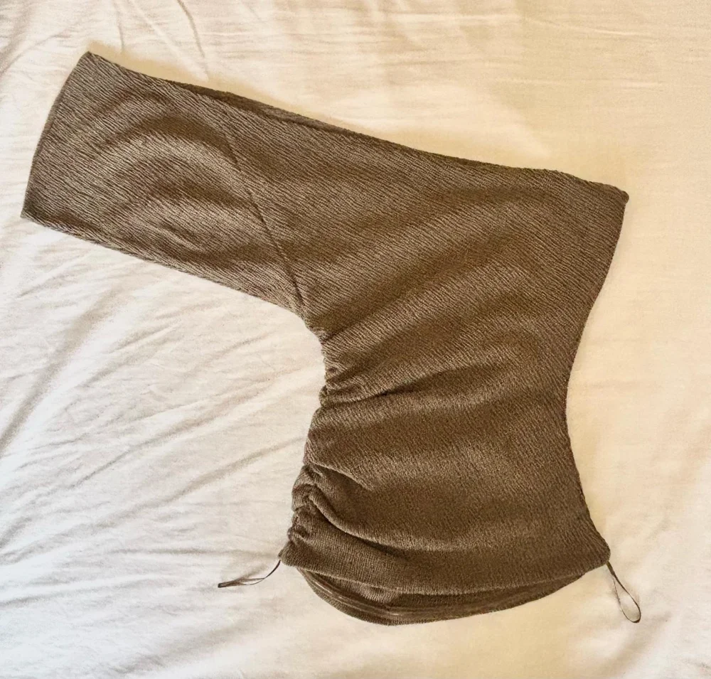 Zara Open Back