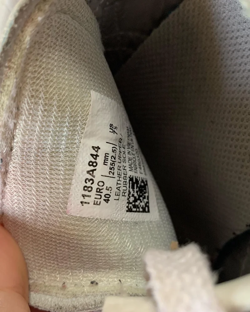 Onitsuka Tiger Sneakers, size 40.5, photo 3