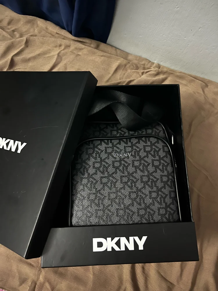 DKNY Cross-Body Bag, size Other, photo 2