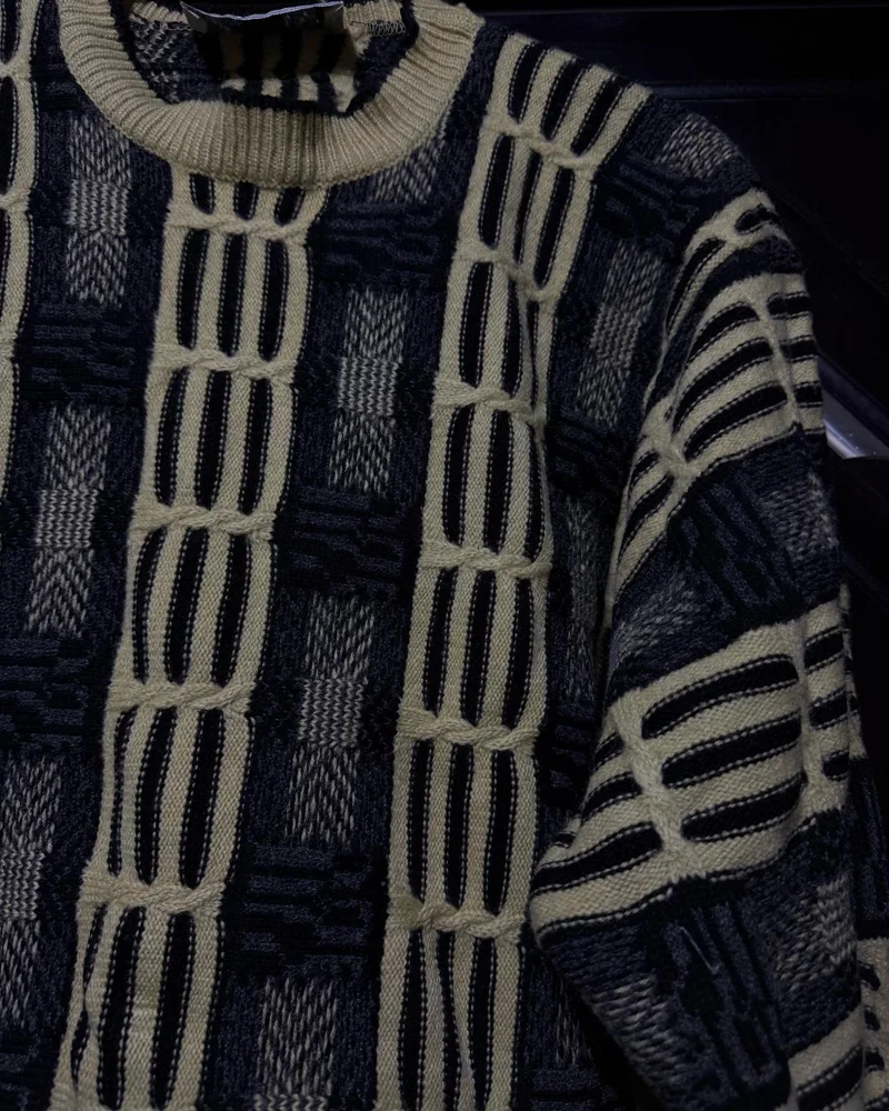 Sweaters & Pullovers