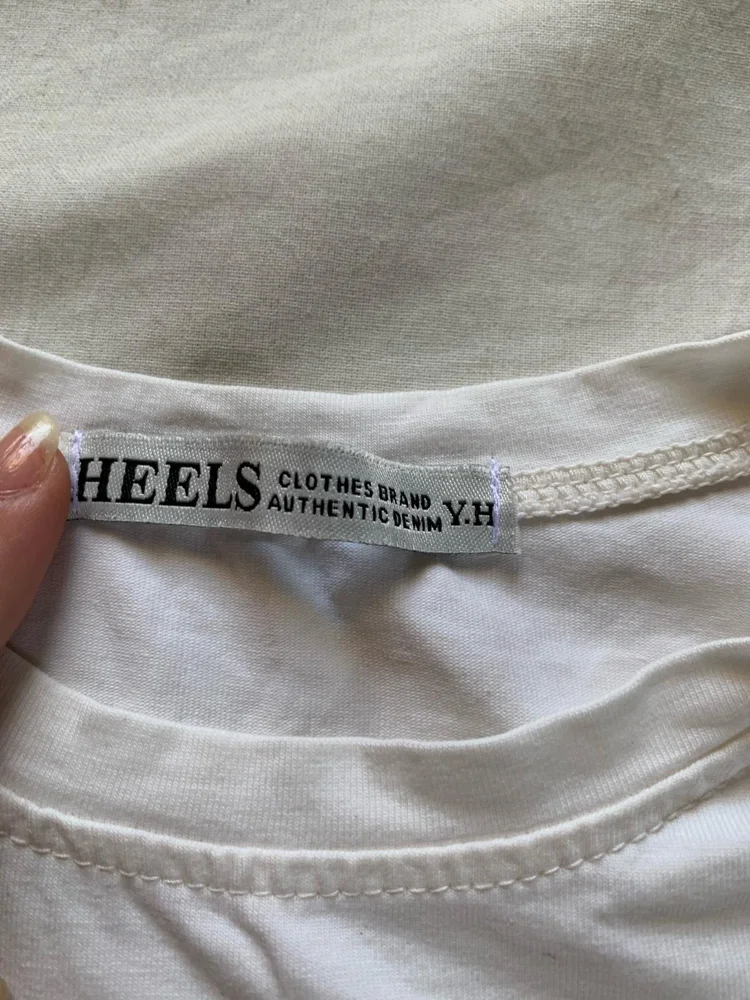 Heels T-shirts, size Other, photo 3