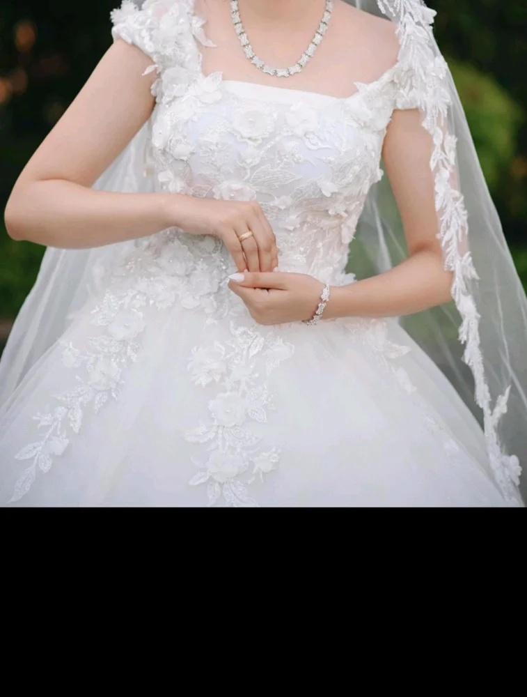 Local Wedding Dresses, size XXL / 44 / 16, photo 6
