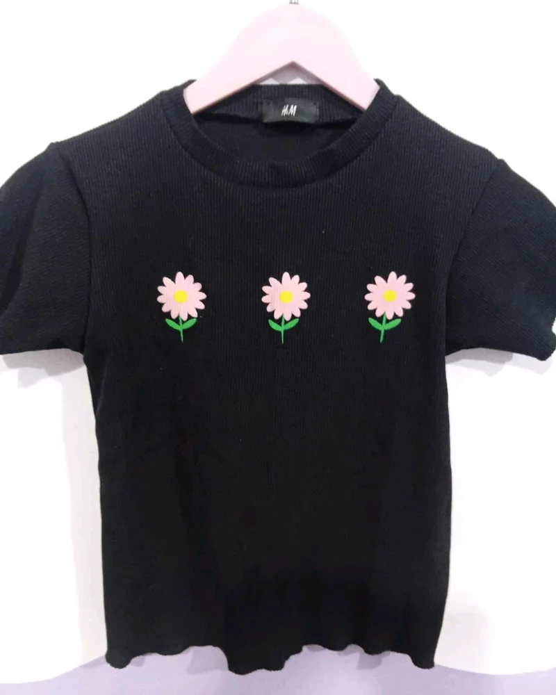 H&M T-shirts