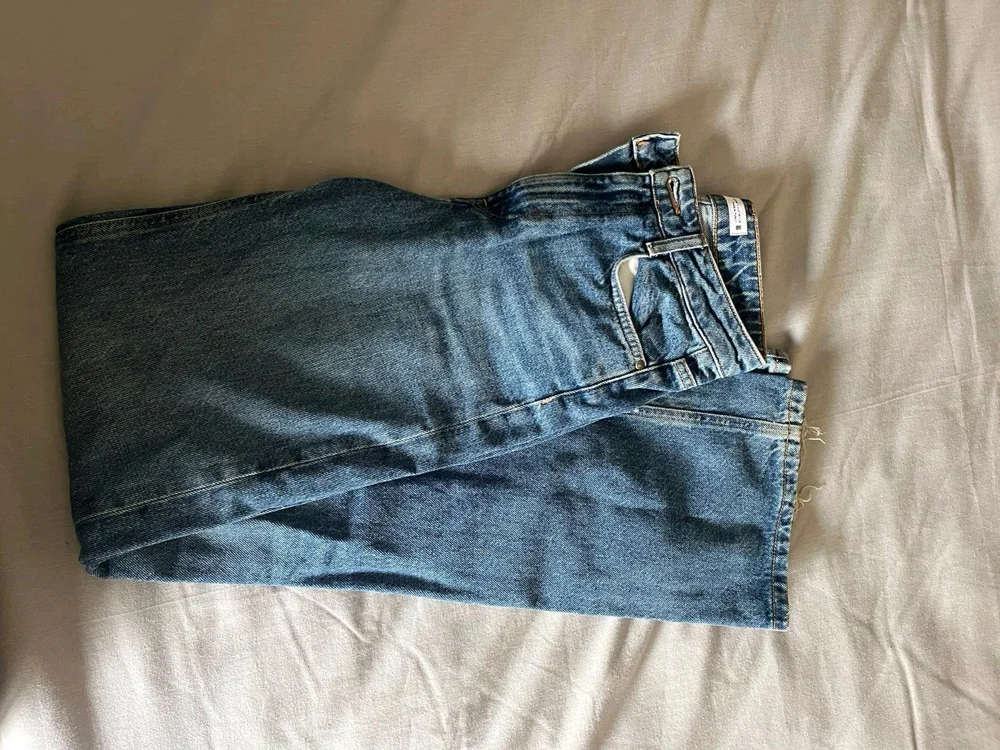 Zara Jeans