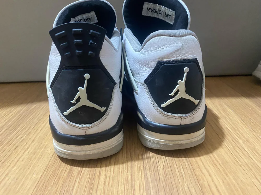 Jordan Sneakers, size 40, photo 3