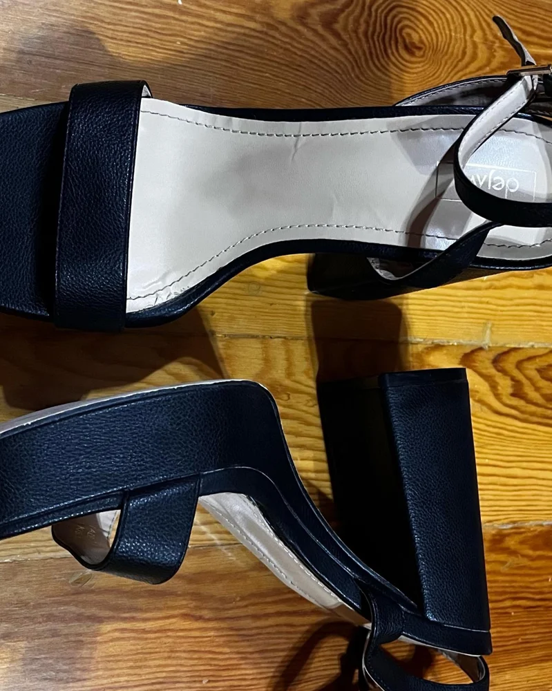 deja vu Stiletto Heels, size 40, photo 3