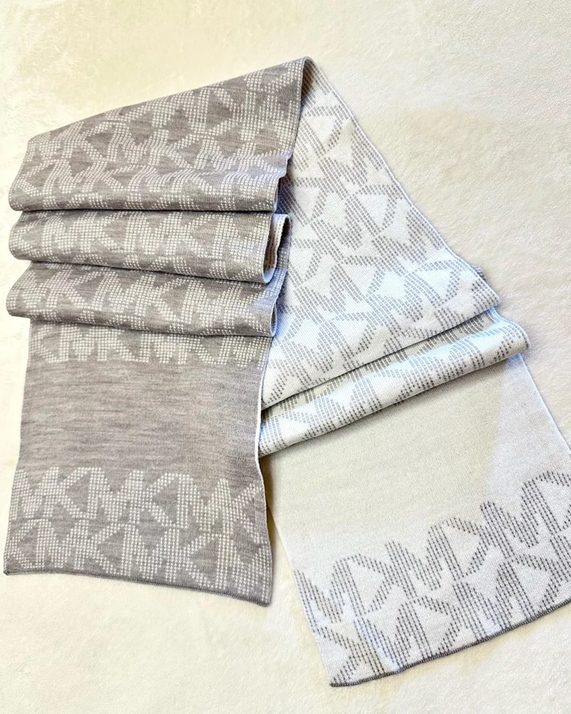 Michael Kors Scarves, size One size, photo 3