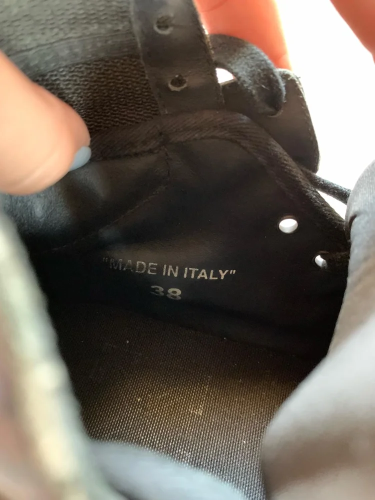 Off-White Sneakers, size 38, photo 2