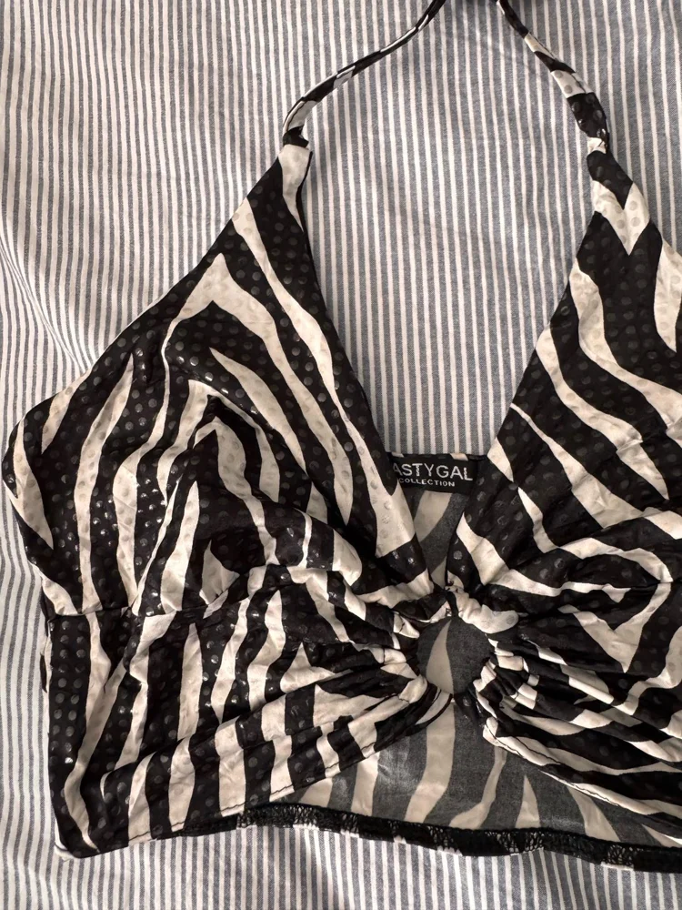 Nasty Gal Halter Tops, size S / 36 / 8, photo 2