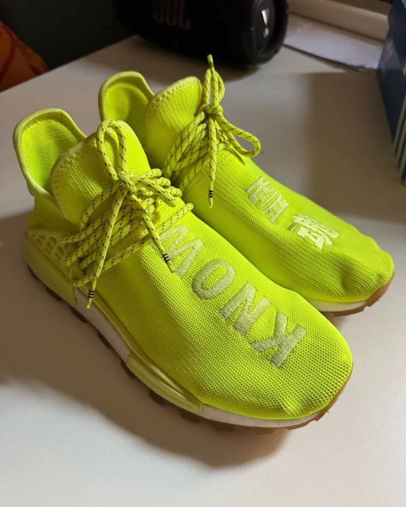 adidas Sneakers