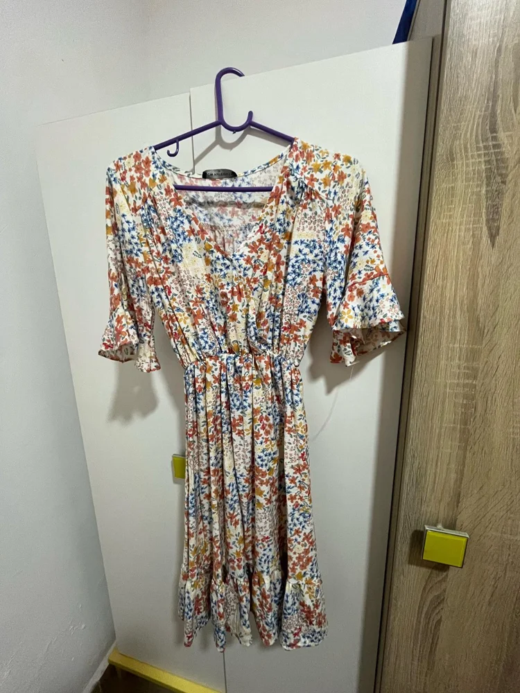 LC Wakiki Midi Dresses