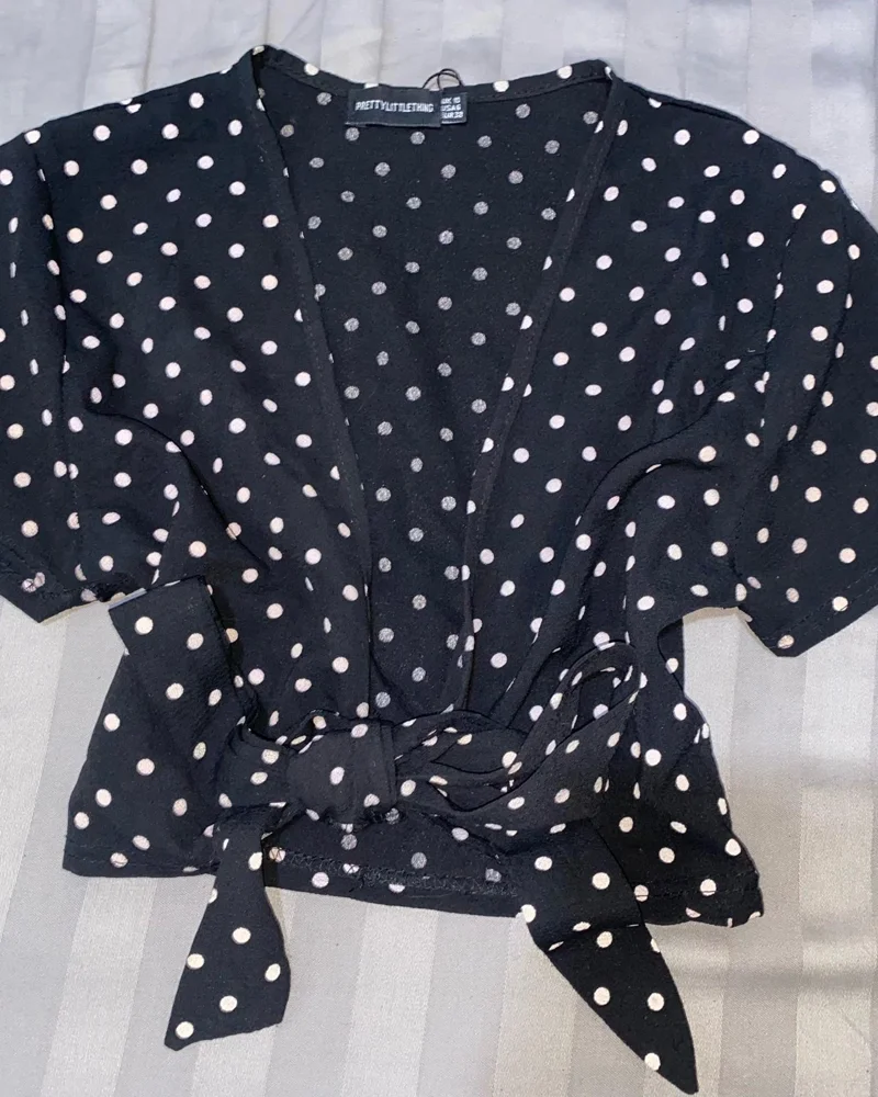 PrettyLittleThing Crop Tops, size M / 38 / 10, photo 4