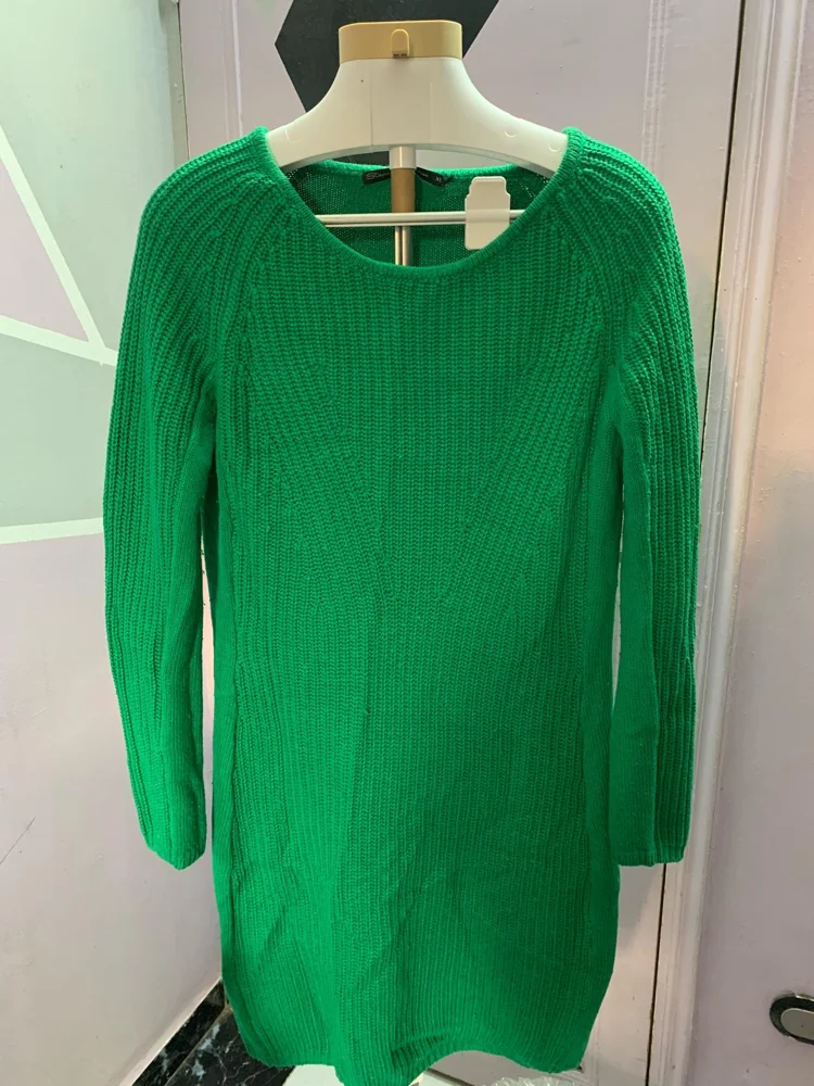 Sweaters & Pullovers