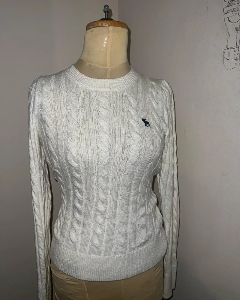 Abercrombie & Fitch Sweaters & Pullovers