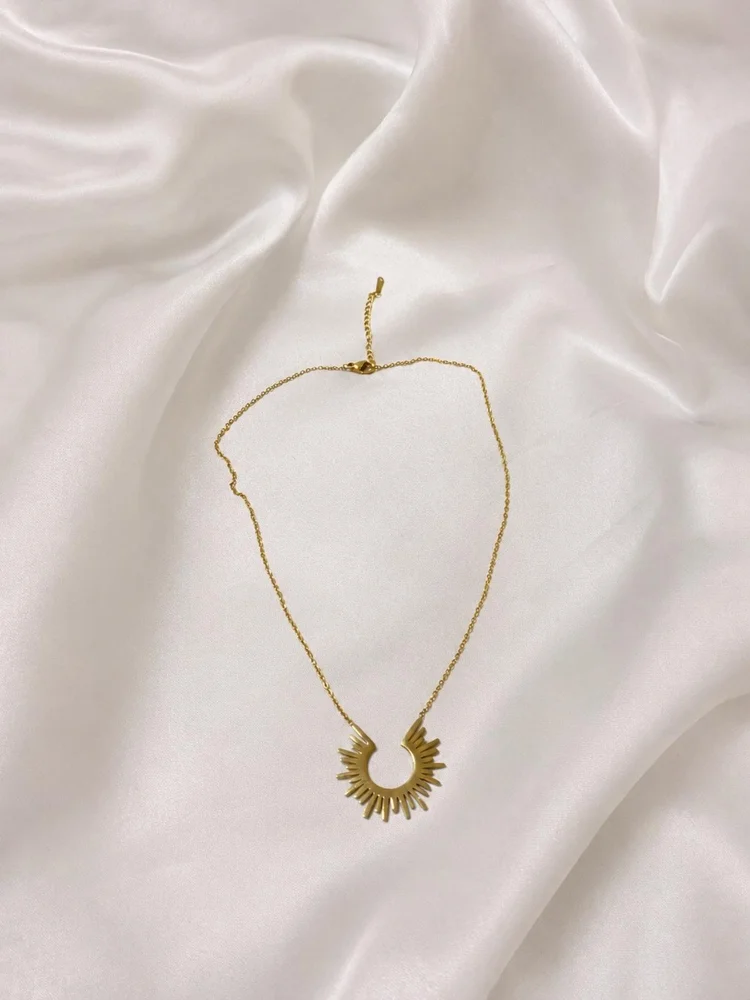 Glamour Necklaces