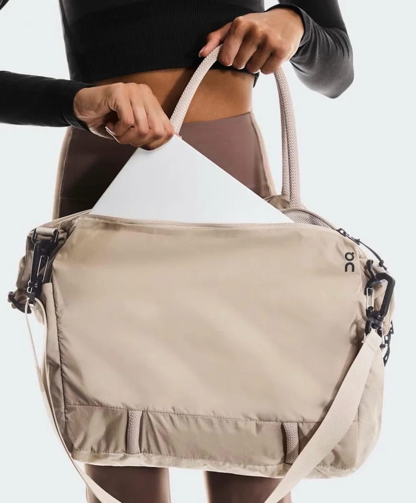 On Running Tote Bag, size Other, photo 4