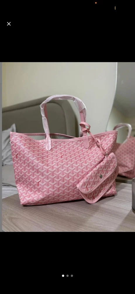Goyard Shoulder Bag