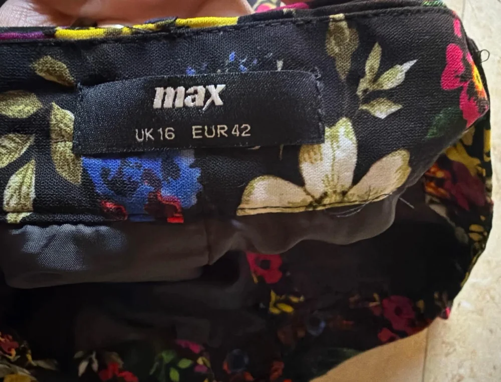 Max Shorts, size XL / 42 / 14, photo 3