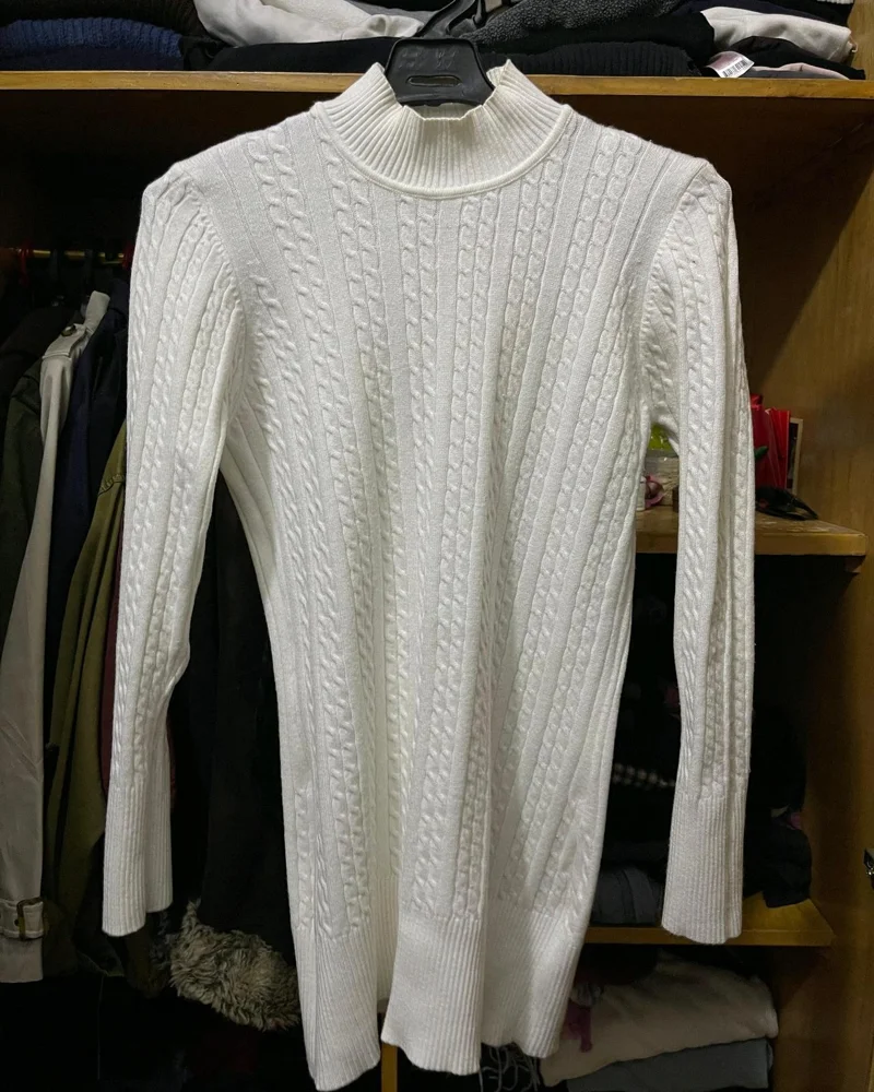 Sweaters & Pullovers