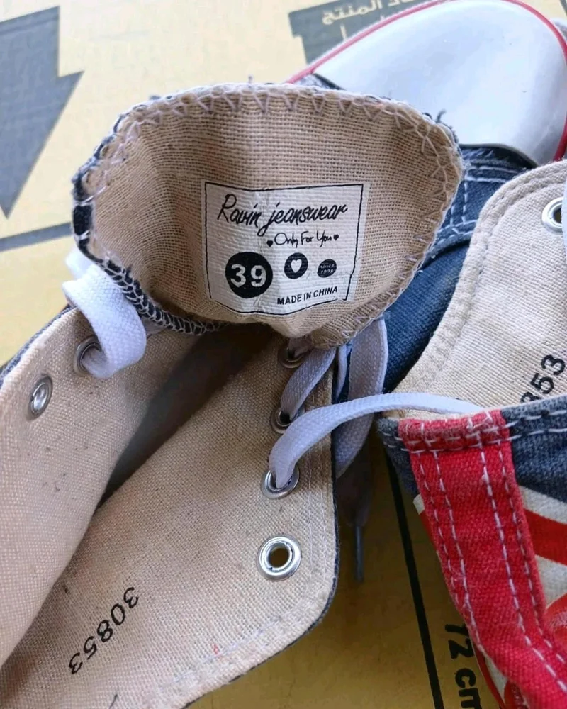 Sneakers, size 39, photo 3