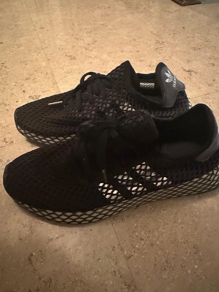 adidas Sneakers, size 39.5, photo 2