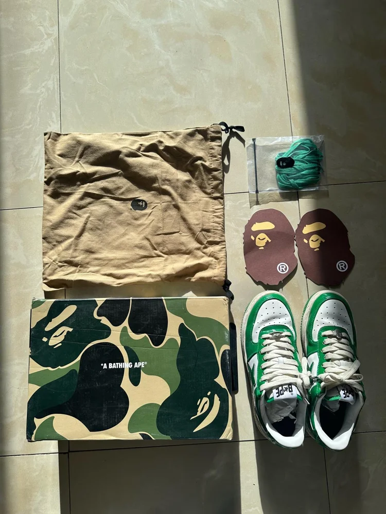 A Bathing Ape (BAPE) Sneakers, size 41.5, photo 2