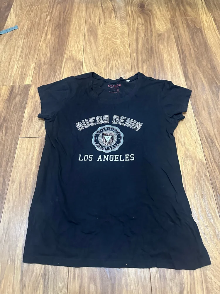 GUESS T-shirts