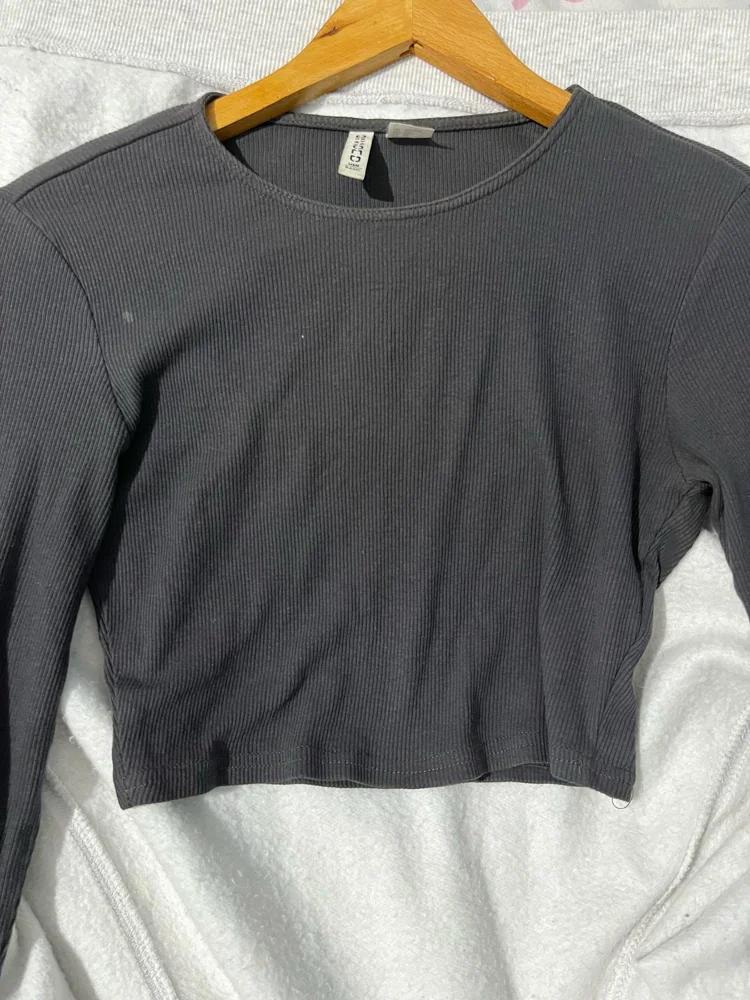 H&M Crop Tops