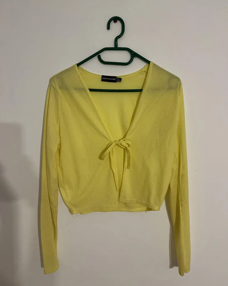 PrettyLittleThing Blouses