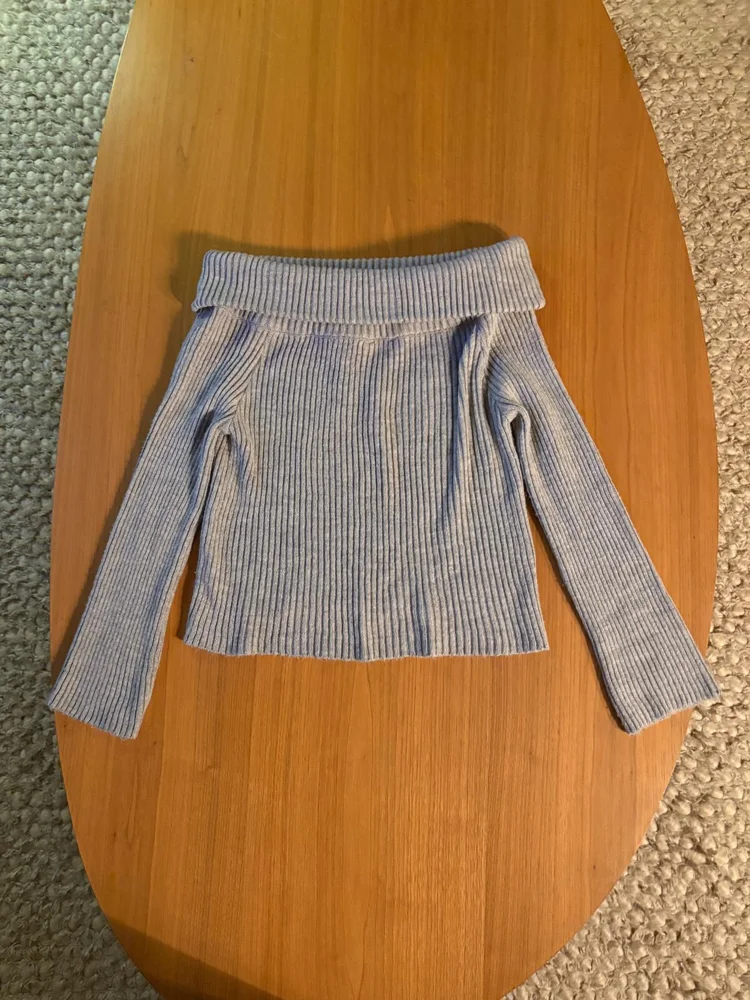 Sweaters & Pullovers