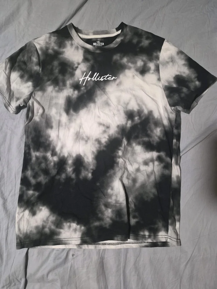 Hollister T-shirts