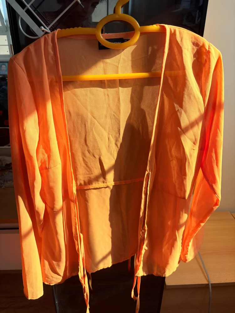 PrettyLittleThing Blouses, size M / 38 / 10, photo 3