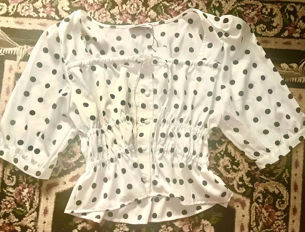Tiamo Blouses