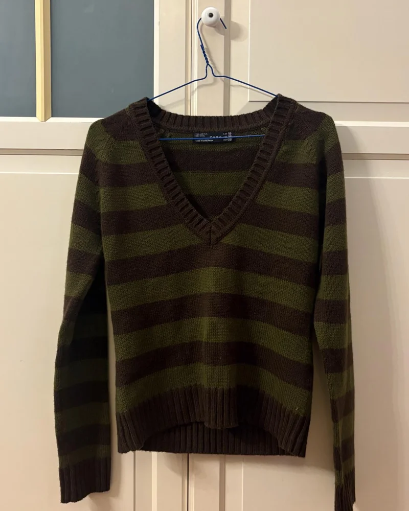 Zara Sweaters & Pullovers