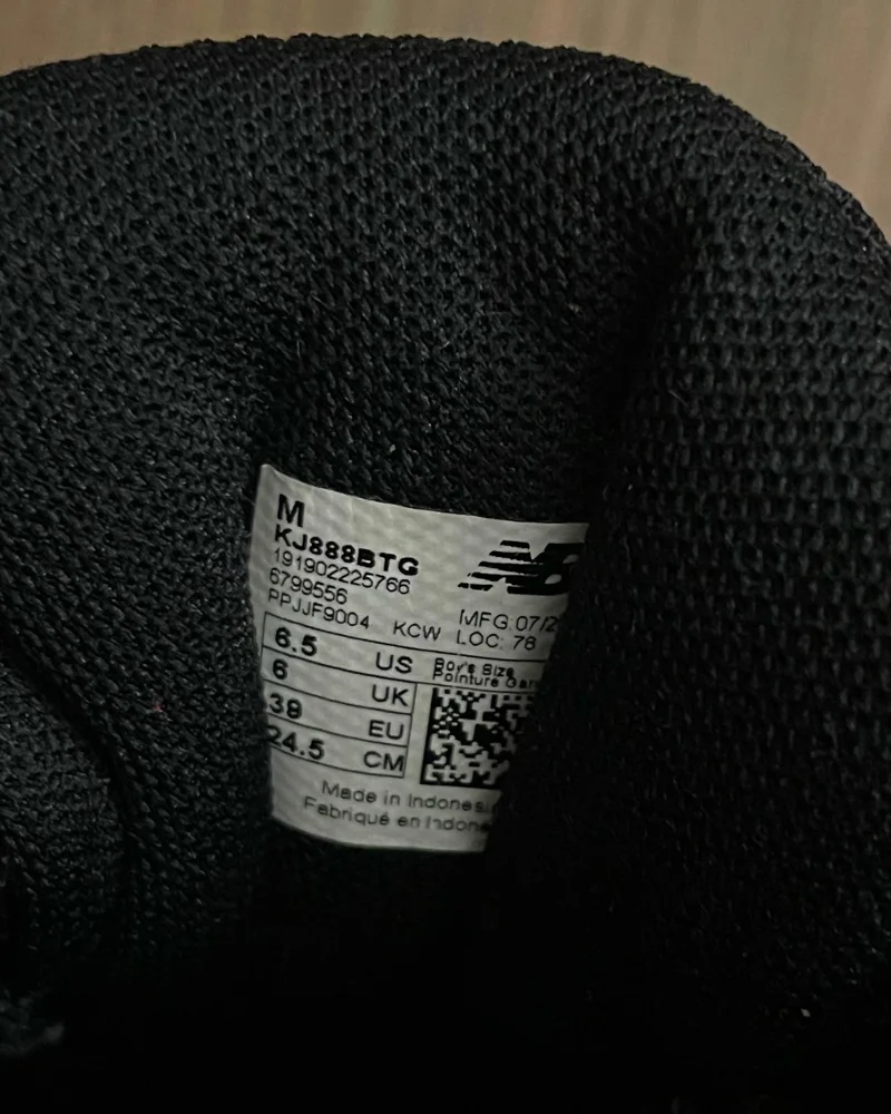 New Balance Sneakers, size 39, photo 4