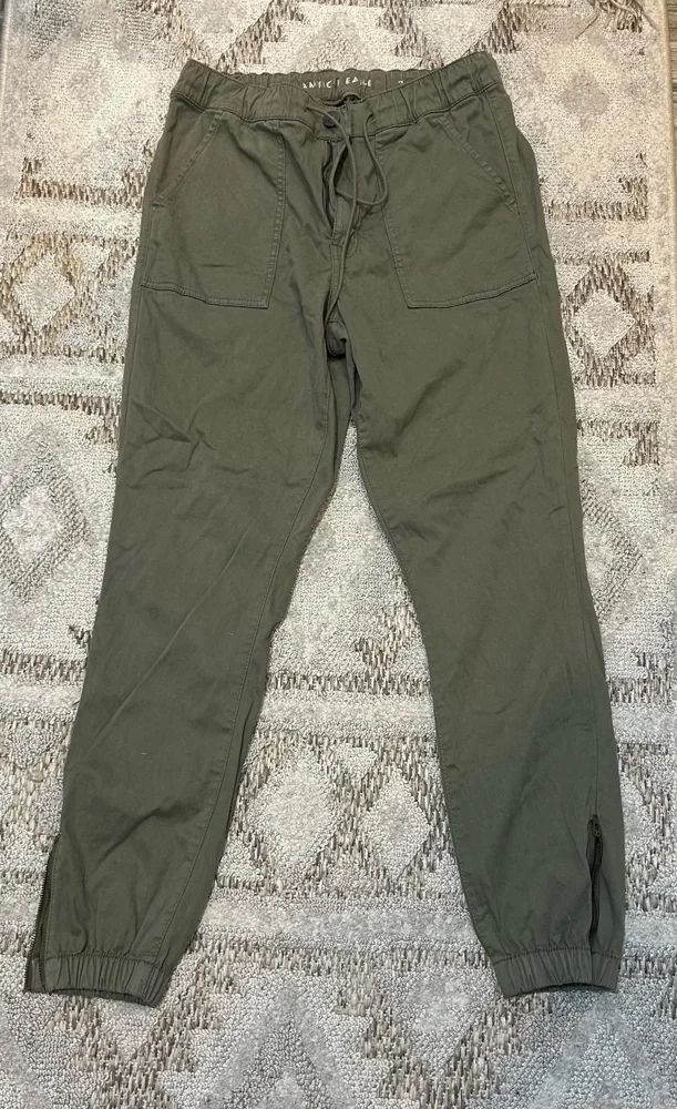 American Eagle Pants