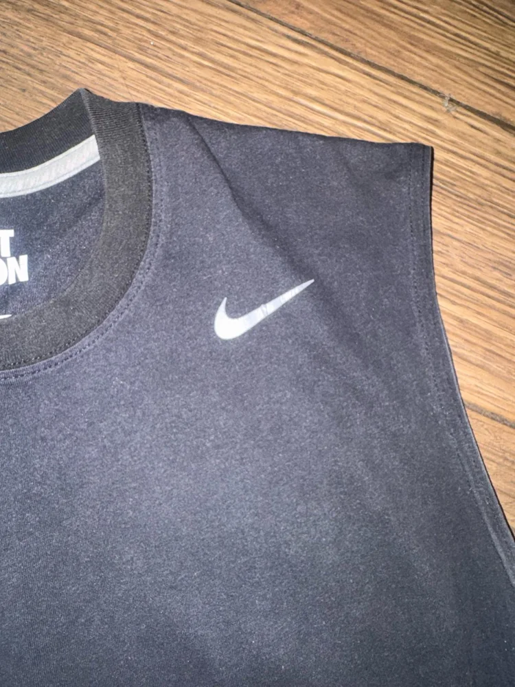 Nike T-shirts, size M, photo 4
