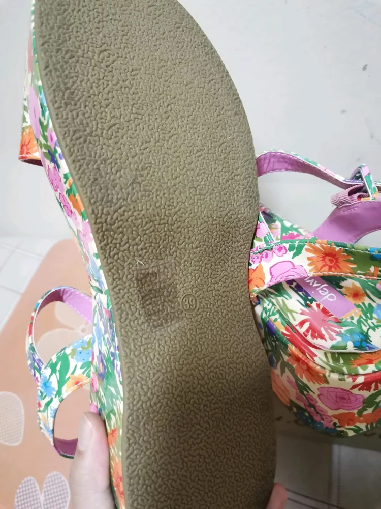 deja vu Sandals, size 39, photo 5