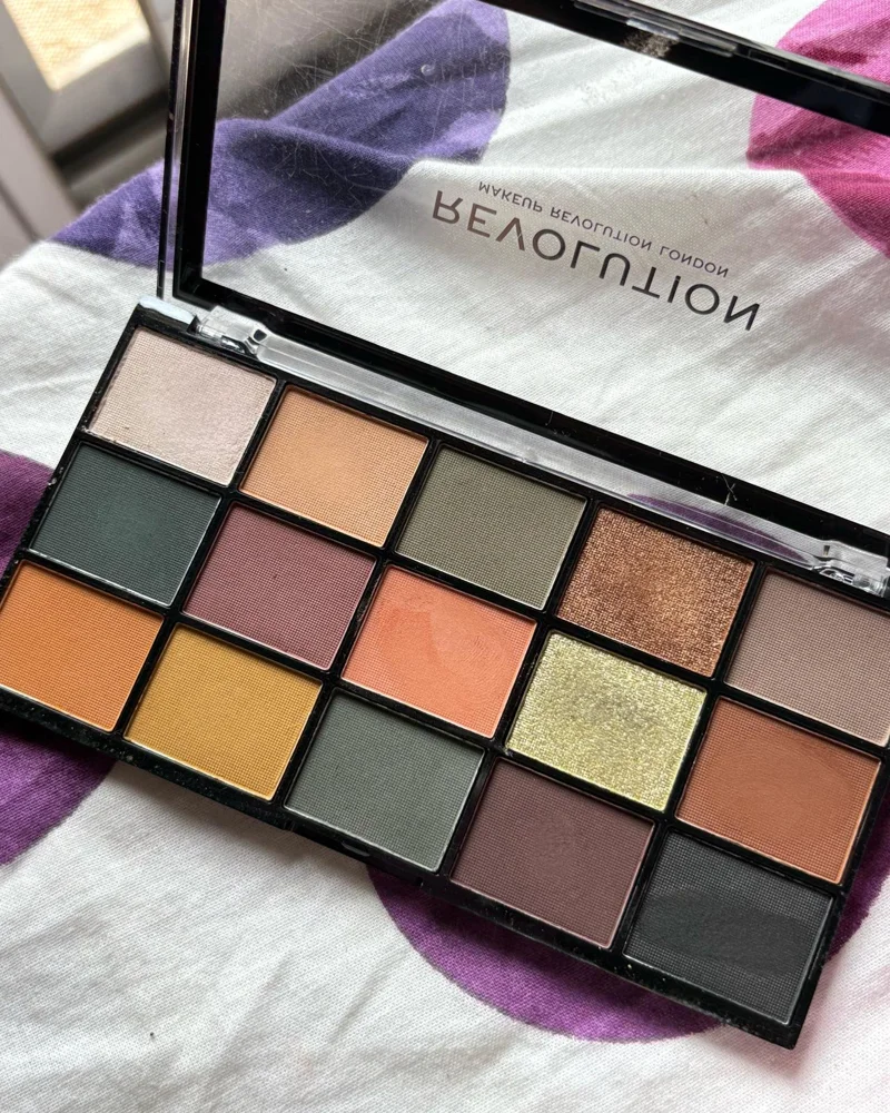 Revolution Makeup, size No Size, photo 2