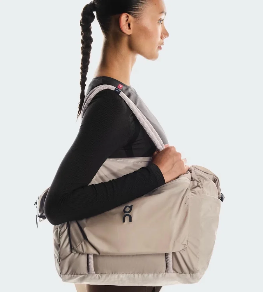 On Running Tote Bag, size Other, photo 2