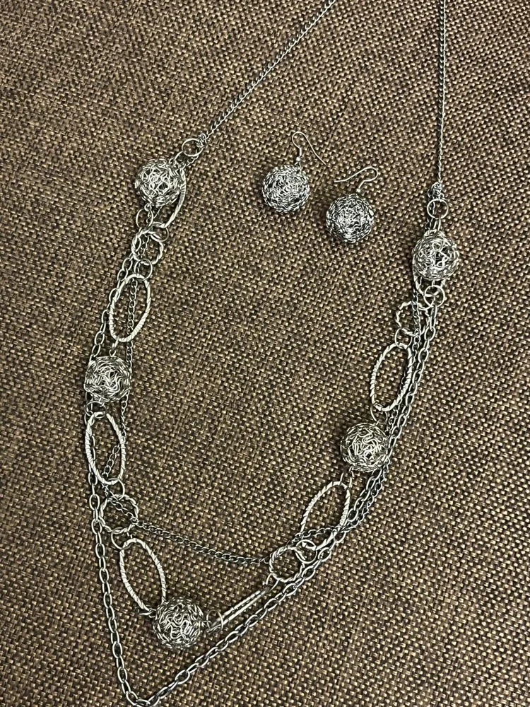 Local Necklaces, size Other, photo 2