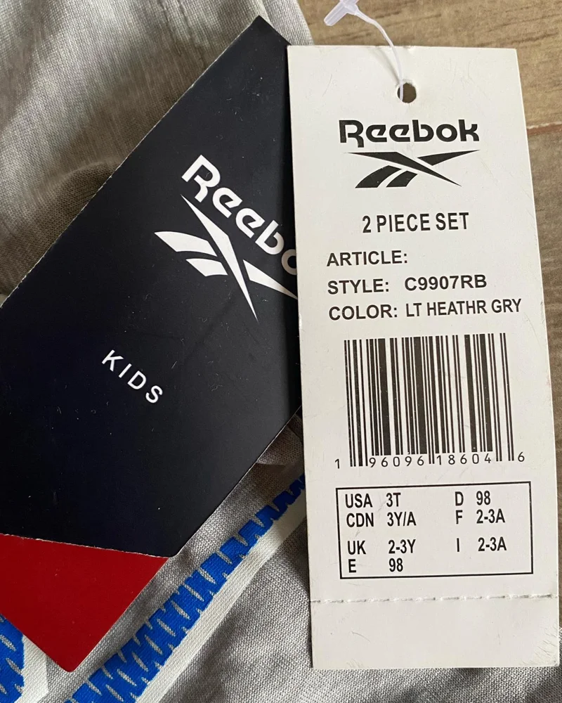 Reebok Tops, size 2y, photo 2