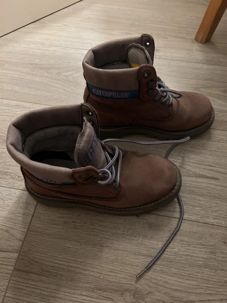 CAT Boots