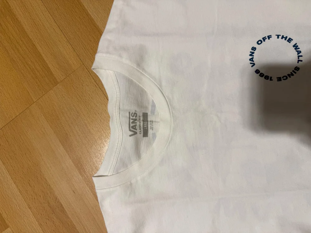 Vans T-shirts, size M, photo 2